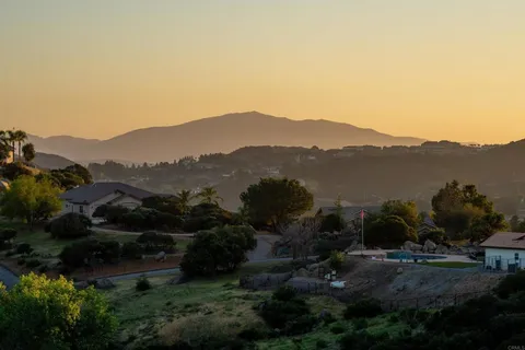 $1,399,000 | 2136 Camino Christina, Alpine, CA 91901