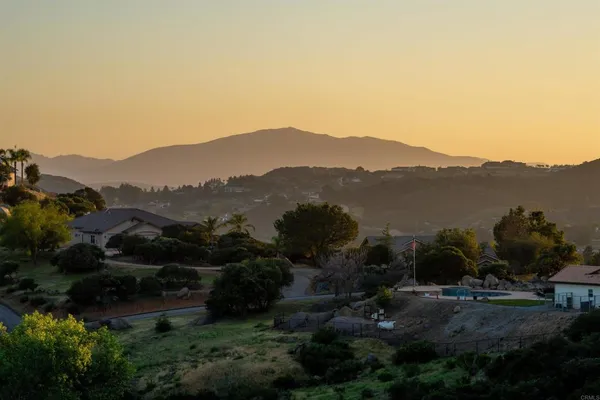 $1,399,000 | 2136 Camino Christina, Alpine, CA 91901