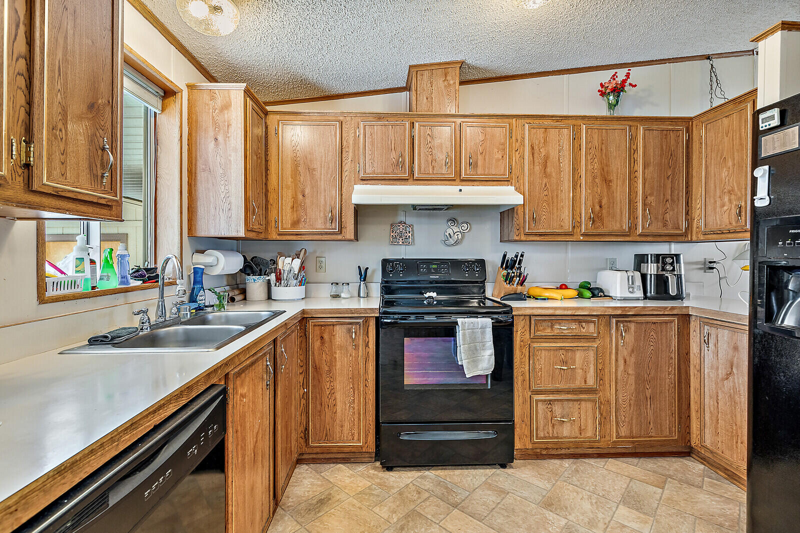 255 Colver Road, Unit 80 Talent, OR 97540 - Photo 7 of 28 37_cr_37_mls