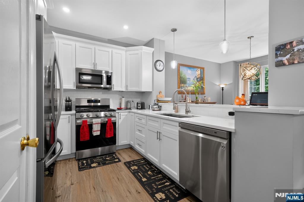 120 Carter Road Wanaque, NJ 07420 - Photo 4 of 13 Gallery Image 4