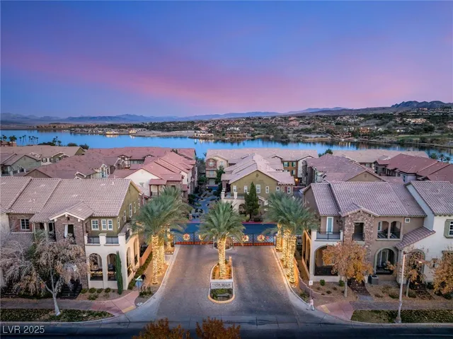 $800,000 | 16 Via Verso Lago, Henderson, NV 89011