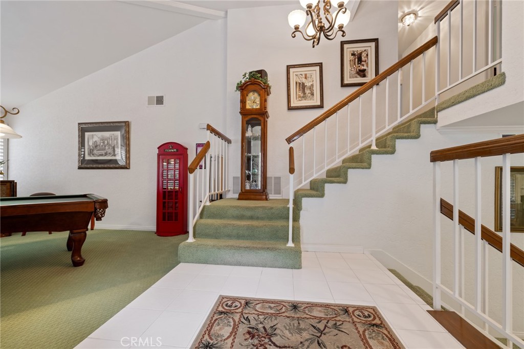1081 Oak Canyon Way Brea, CA 92821 - Photo 4 of 47