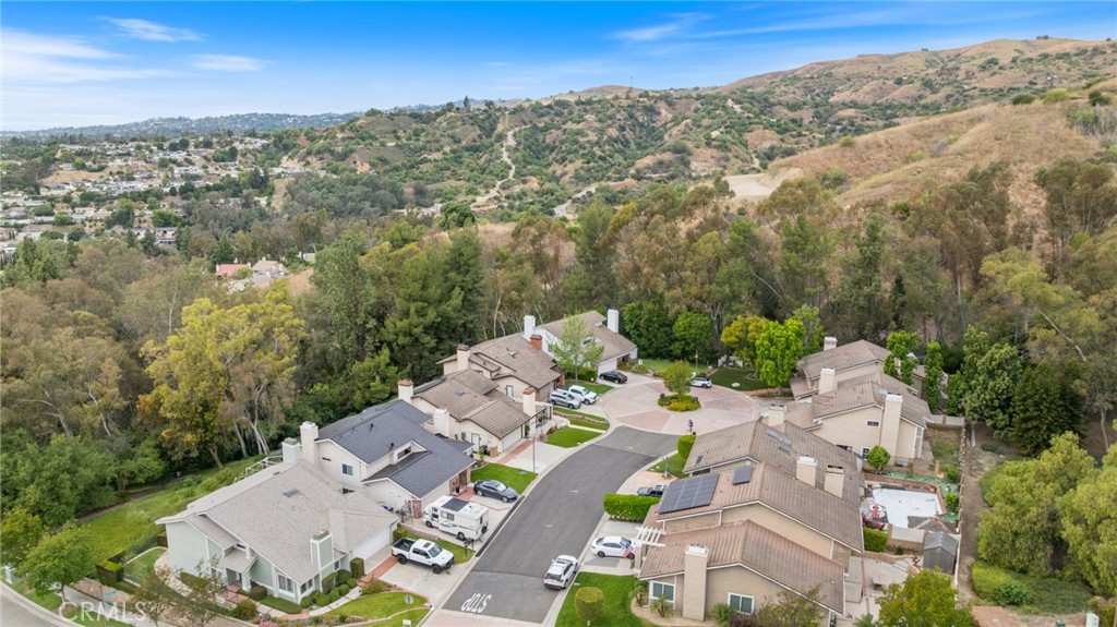 1081 Oak Canyon Way Brea, CA 92821 - Photo 46 of 47