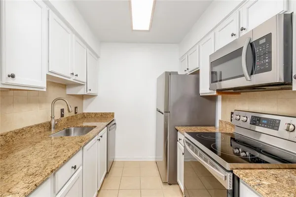 $225,000 | 3005 Seven Pines Lane, Unit 201, Atlanta, GA 30339