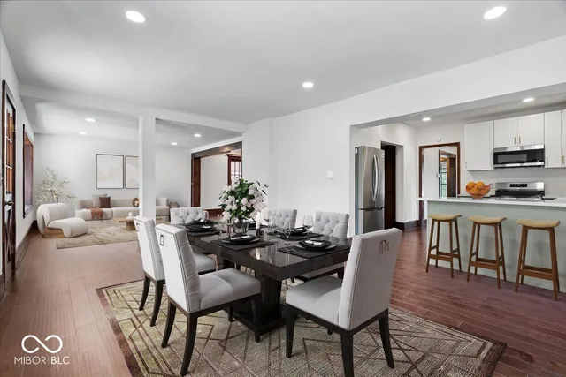 $349,900 | 321 North Kenmore Road, Indianapolis, IN 46219