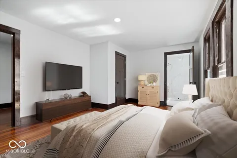 $349,900 | 321 North Kenmore Road, Indianapolis, IN 46219