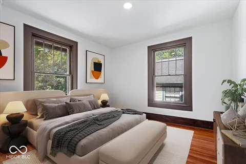 $349,900 | 321 North Kenmore Road, Indianapolis, IN 46219