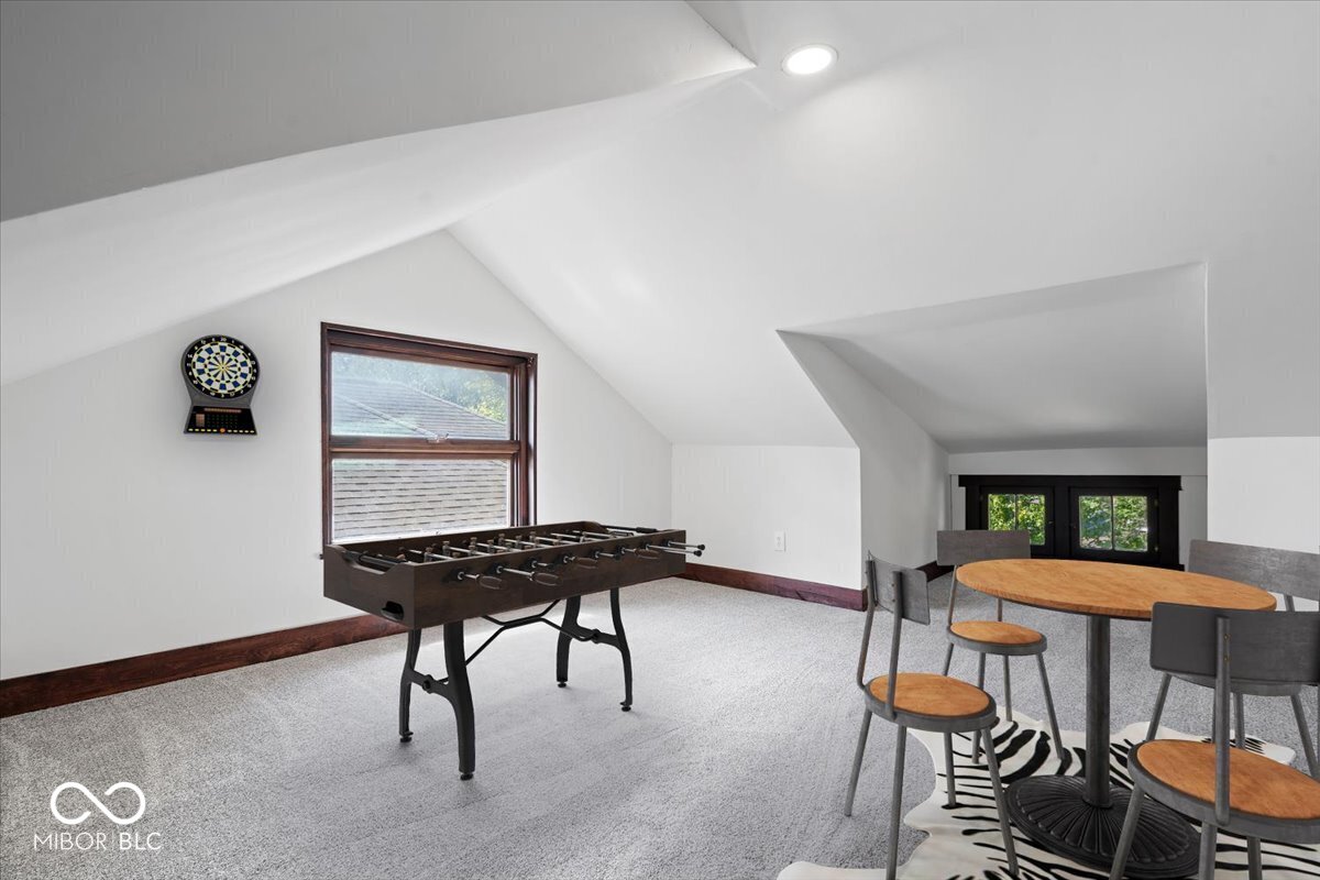 321 North Kenmore Road Indianapolis, IN 46219 - Photo 29 of 39