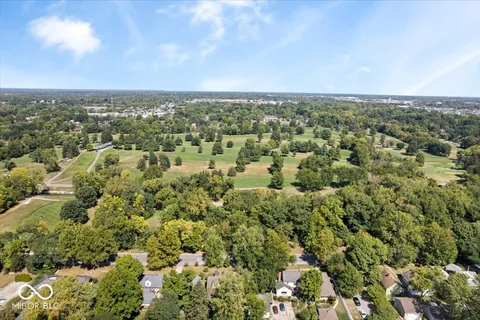 $349,900 | 321 North Kenmore Road, Indianapolis, IN 46219