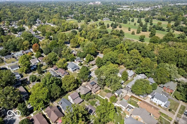 $349,900 | 321 North Kenmore Road, Indianapolis, IN 46219