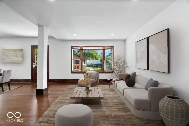 $349,900 | 321 North Kenmore Road, Indianapolis, IN 46219