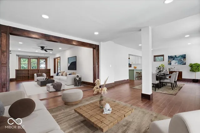 $349,900 | 321 North Kenmore Road, Indianapolis, IN 46219