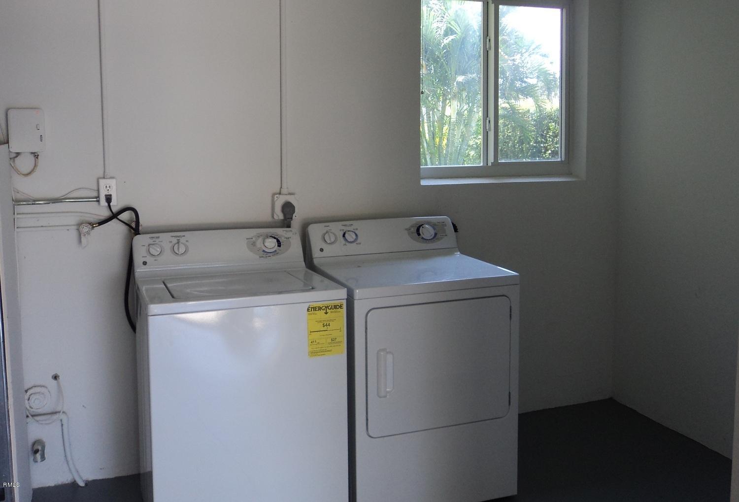 2130 Northeast 30th Street Lighthouse Point, FL 33064 - Photo 23 of 24 Laundry Rm