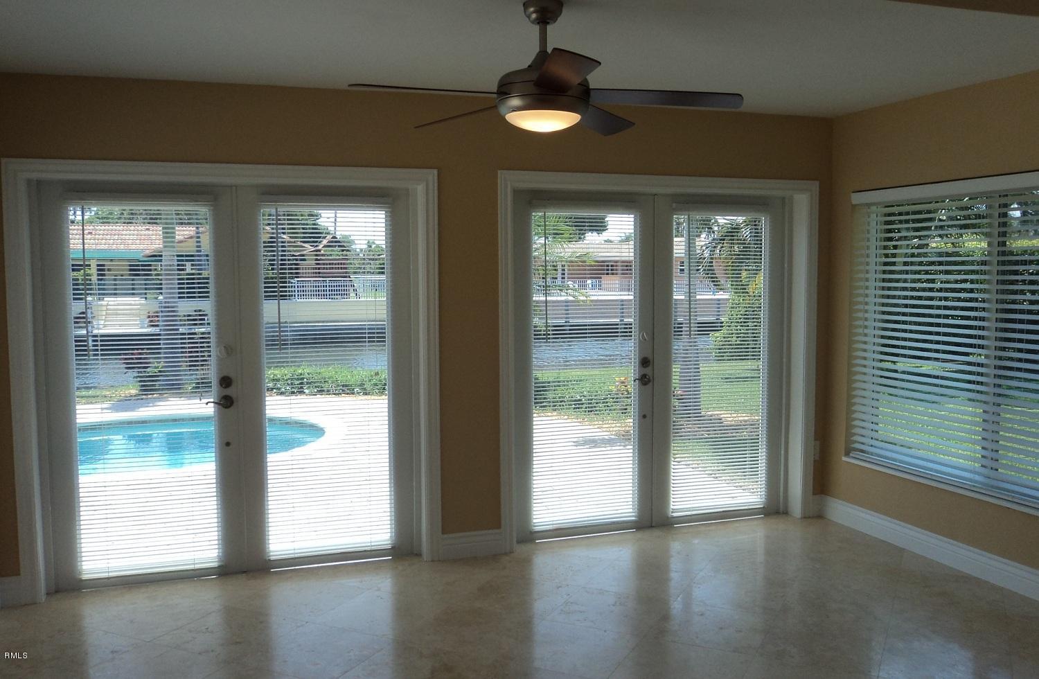 2130 Northeast 30th Street Lighthouse Point, FL 33064 - Photo 3 of 24 Family Rm