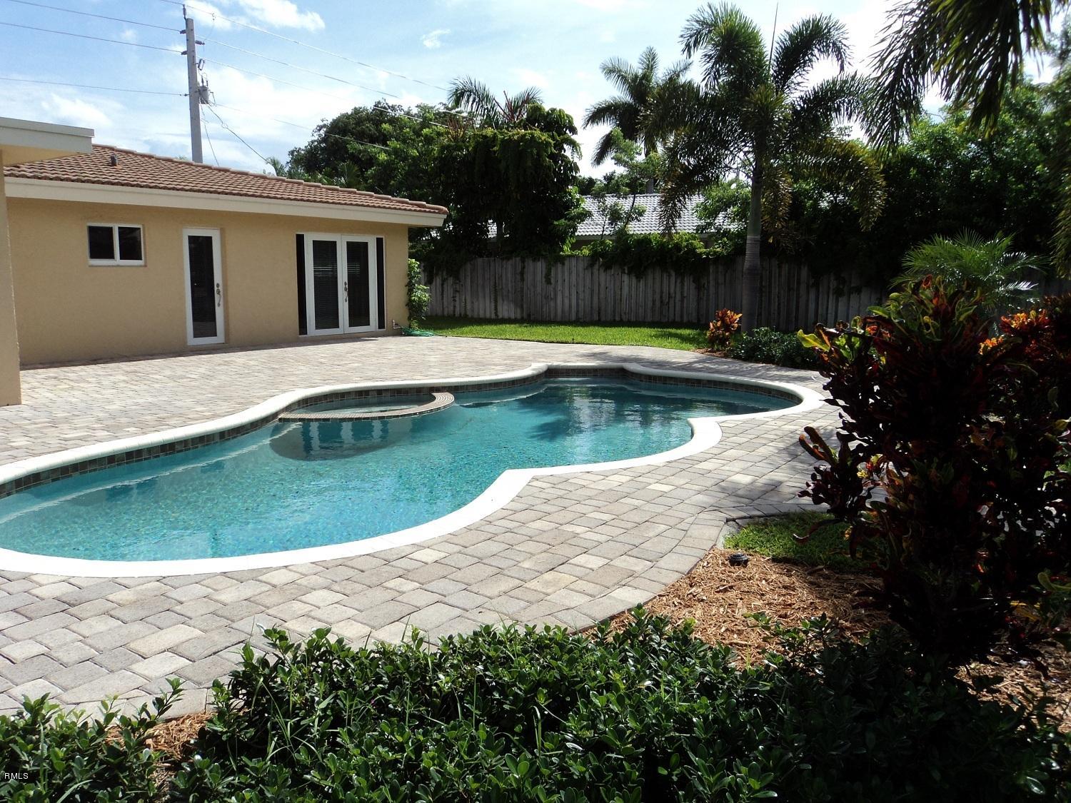 2130 Northeast 30th Street Lighthouse Point, FL 33064 - Photo 10 of 24 Pool and Patio Area