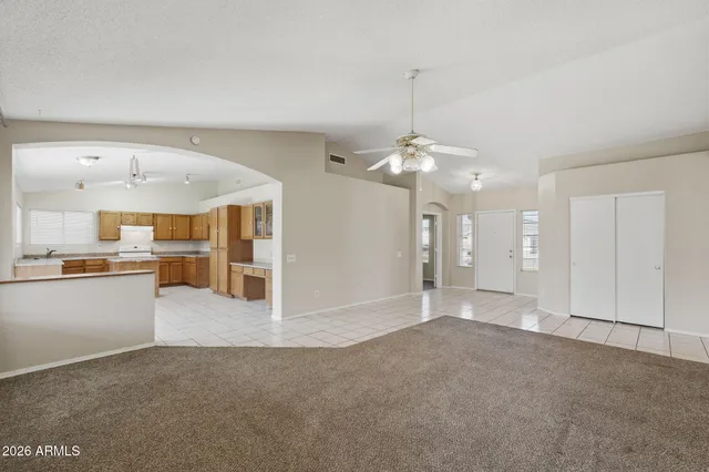 $1,950 | 8509 West Colter Street, Glendale, AZ 85305