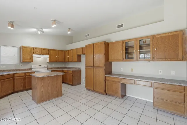 $1,950 | 8509 West Colter Street, Glendale, AZ 85305