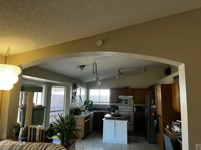 $1,995 | 8509 West Colter Street, Glendale, AZ 85305