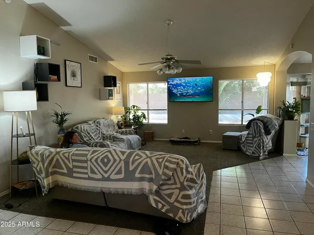 $1,950 | 8509 West Colter Street, Glendale, AZ 85305