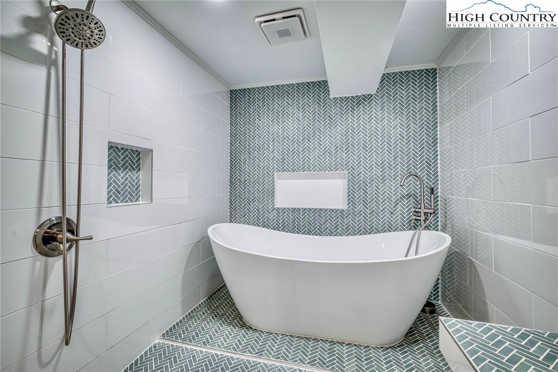 4897 Calico Road Lenoir, NC 28645 - Photo 27 of 35