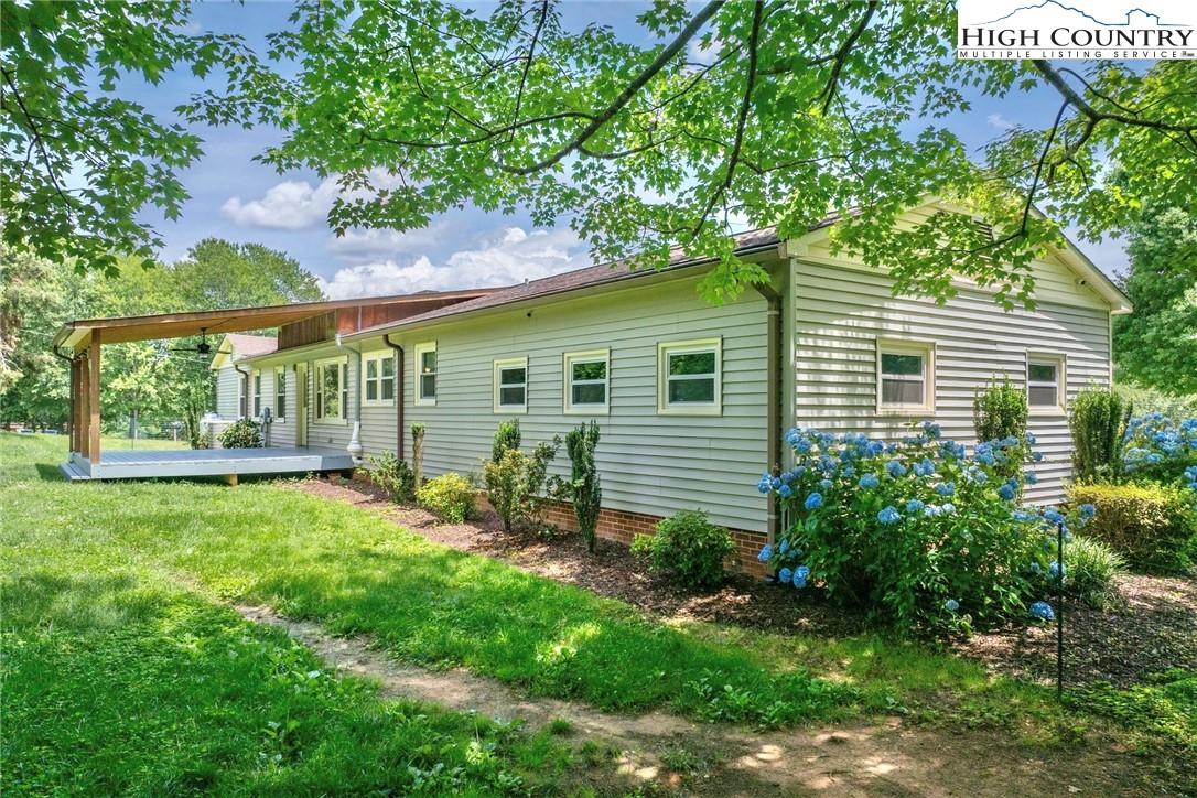 4897 Calico Road Lenoir, NC 28645 - Photo 6 of 35