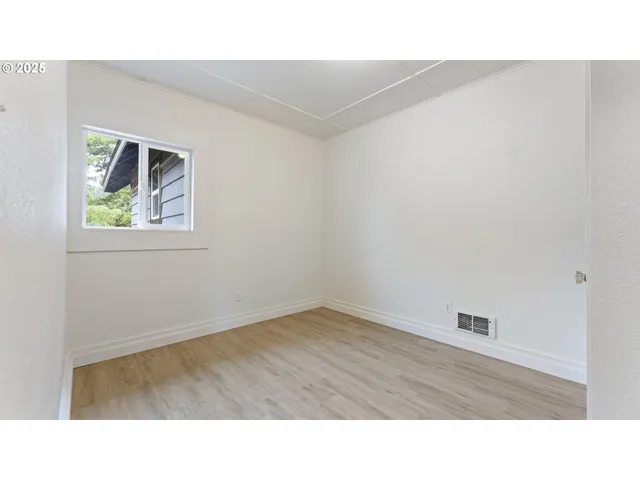 $449,000 | 1735 North Elm Street, Coquille, OR 97423