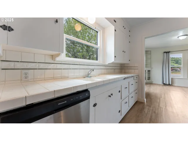 $449,000 | 1735 North Elm Street, Coquille, OR 97423