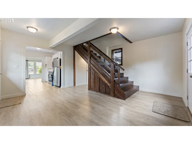 $449,000 | 1735 North Elm Street, Coquille, OR 97423