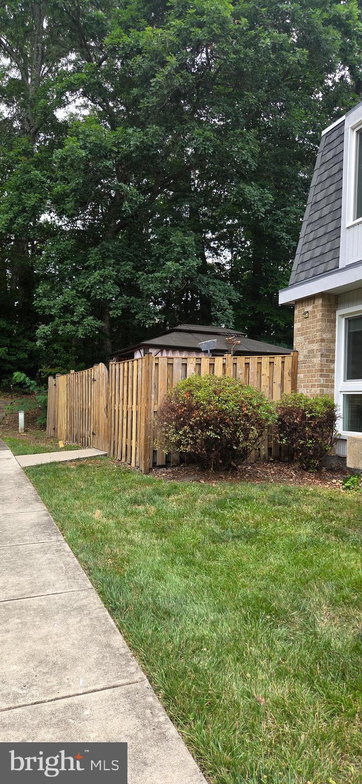6022 Forrest Hollow Lane Springfield, VA 22152 - Photo 2 of 4