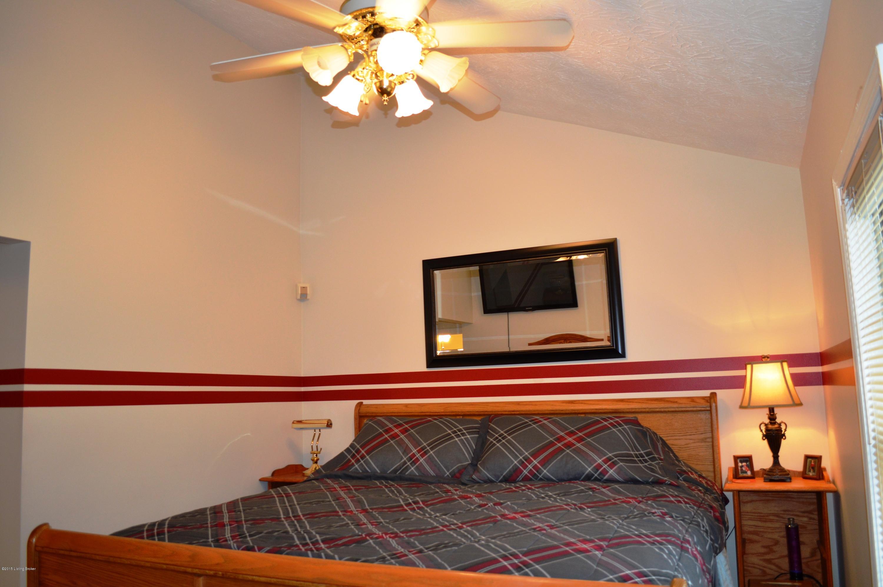 7121 Manslick Road Louisville, KY 40214 - Photo 20 of 37 DSC_0629