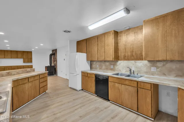 $2,395,000 | 3010 East Rivercrest Drive, Post Falls, ID 83854