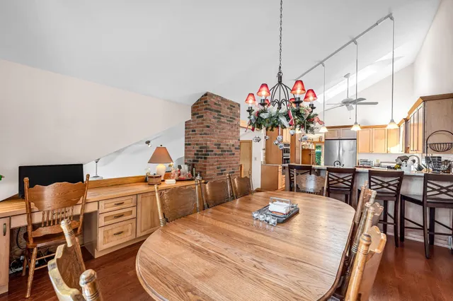 $992,000 | 33 Carinthia Road, West Dover, VT 05356