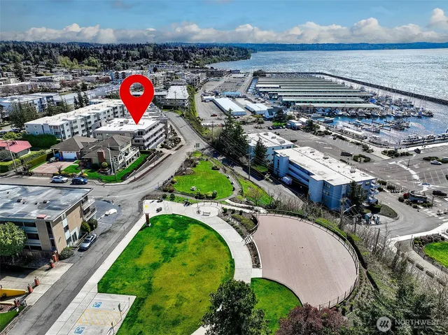 $799,999 | 22218 5th Avenue South, Unit 101, Des Moines, WA 98198