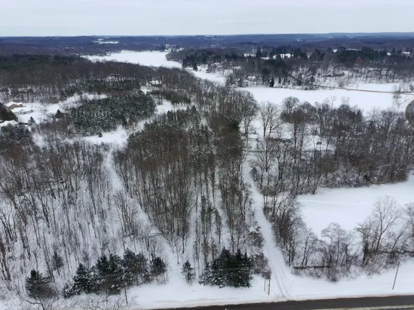 $210,000 | 55901 Colby Street, Dowagiac, MI 49047