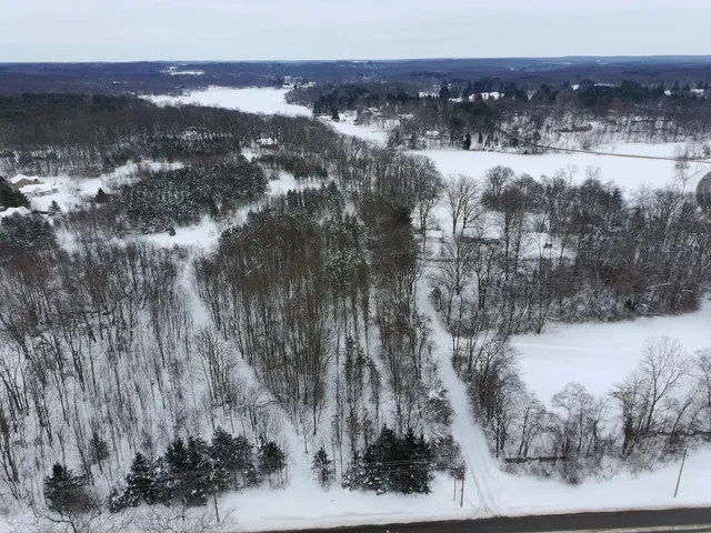 $219,900 | 55901 Colby Street, Dowagiac, MI 49047