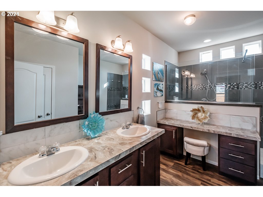 5063 D Street Springfield, OR 97478 - Photo 17 of 24