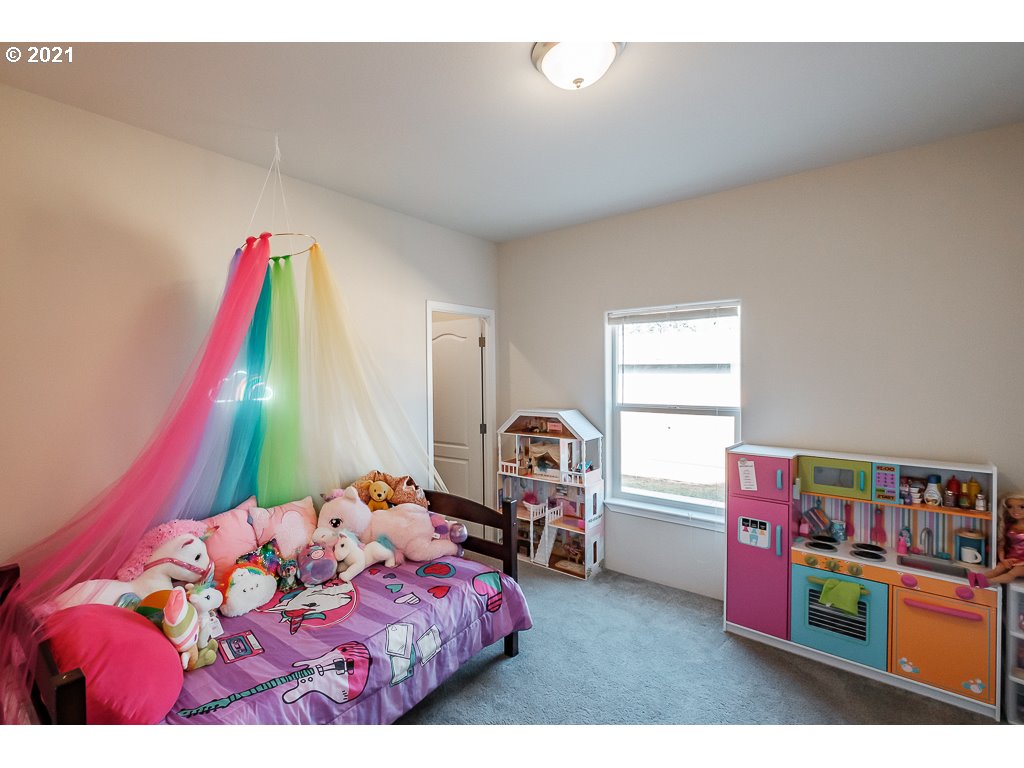 5063 D Street Springfield, OR 97478 - Photo 20 of 24