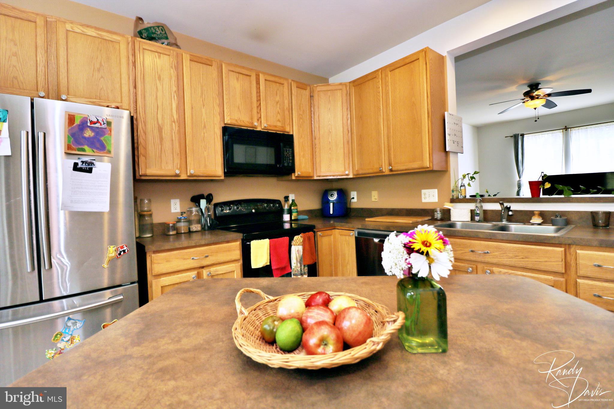 55 Riparian Lane Ranson, WV 25438 - Photo 12 of 42 Kitchen