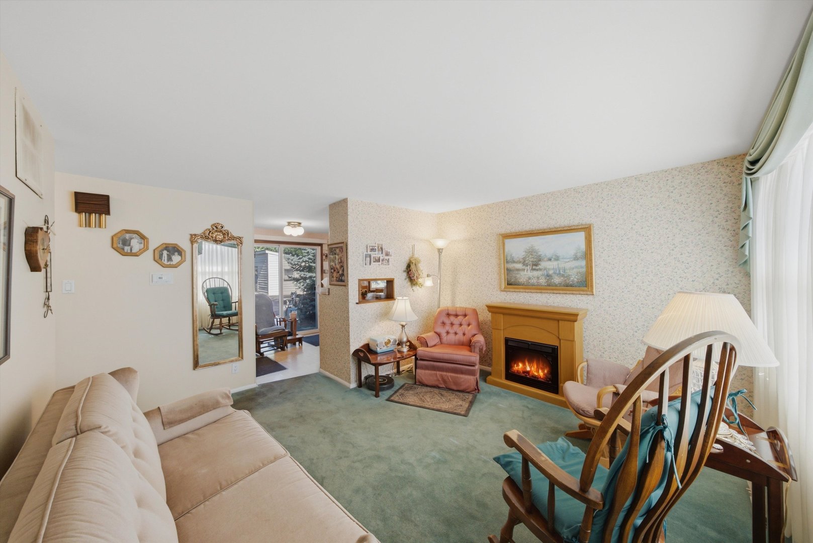 34112 North Barron Boulevard Grayslake, IL 60030 - Photo 12 of 48