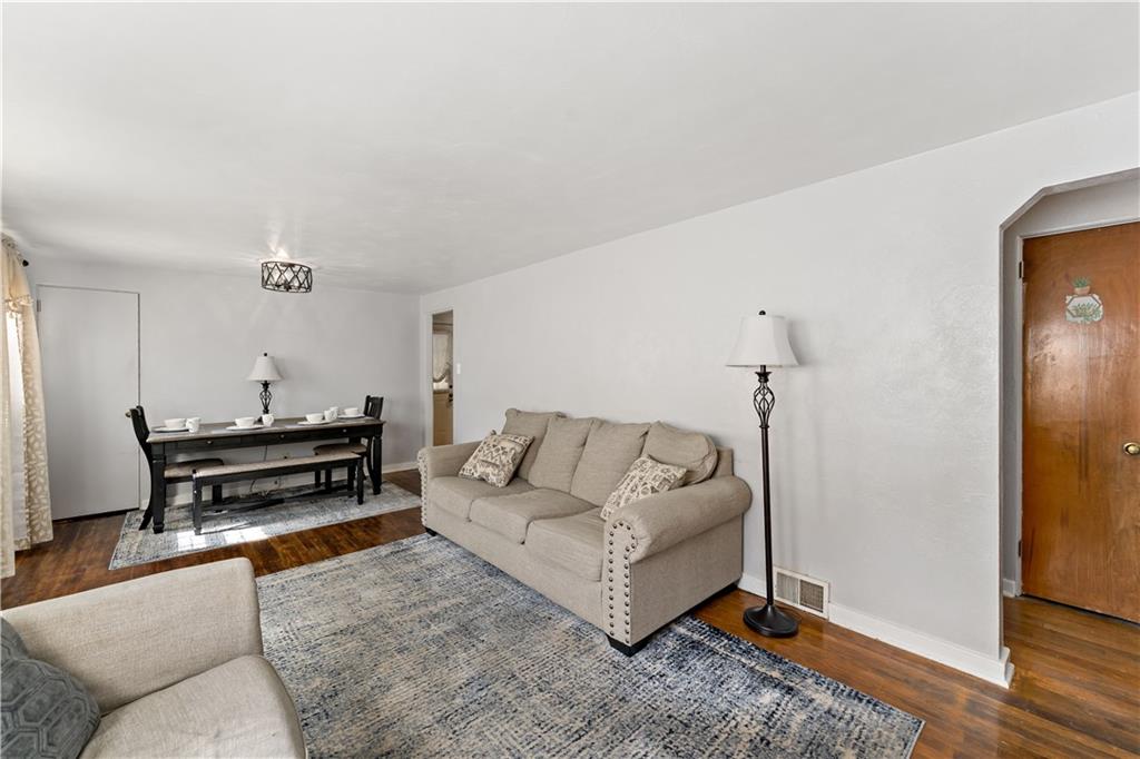 119 Forliview Road Glenshaw, PA 15116 - Photo 7 of 40