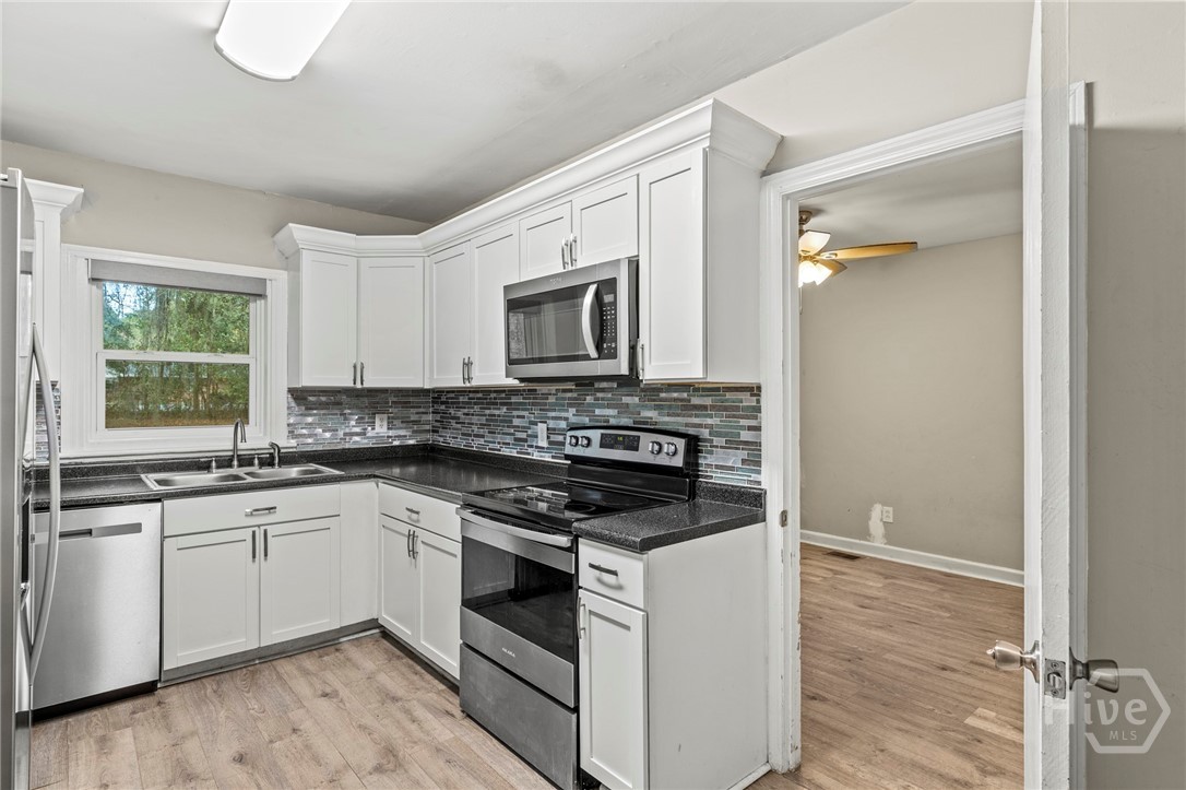 505 Lecount Street Hinesville, GA 31313 - Photo 11 of 36