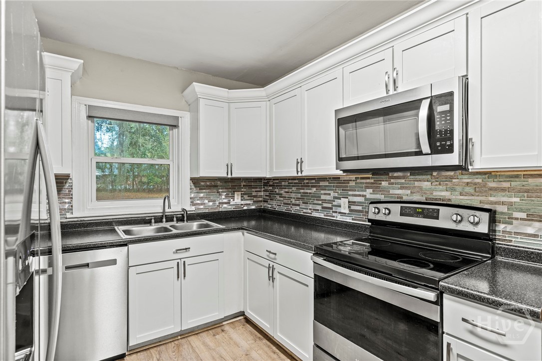 505 Lecount Street Hinesville, GA 31313 - Photo 10 of 36