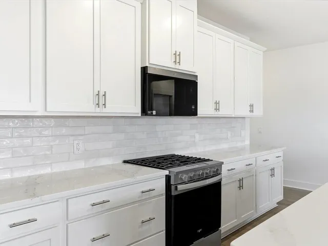 $474,990 | 350 Calm Water Way, Summerville, SC 29486