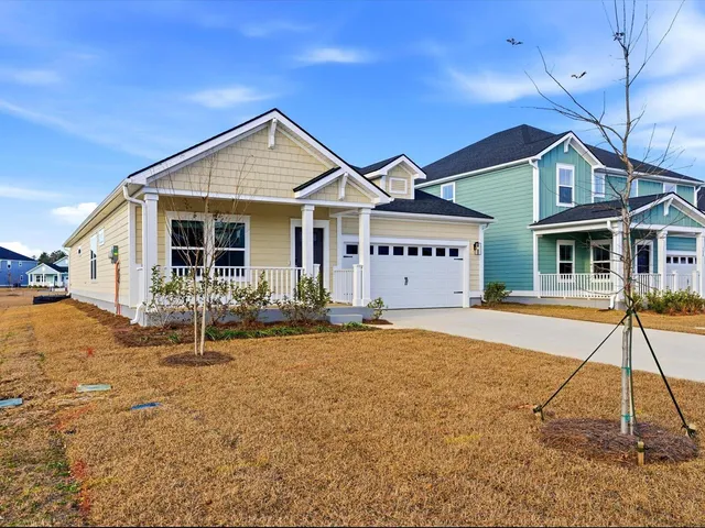 $474,990 | 350 Calm Water Way, Summerville, SC 29486