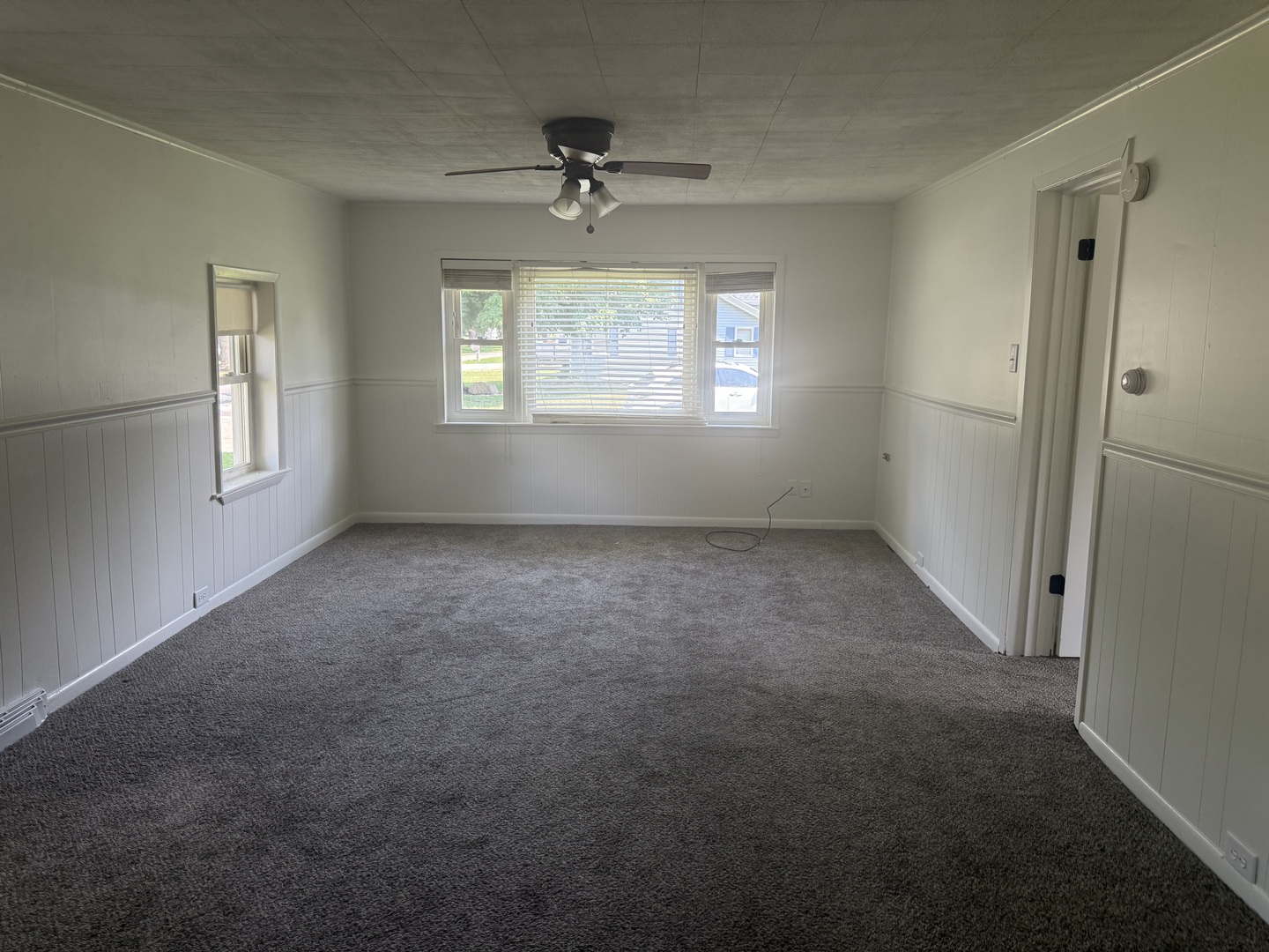 126 8th Street Hennepin, IL 61327 - Photo 8 of 17 a view of an empty room with a window