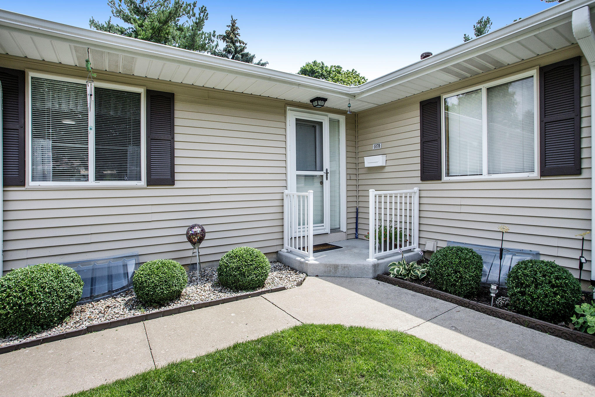 5178 Green Meadow Road Kalamazoo, MI 49009 - Photo 1 of 15 _MG_0058