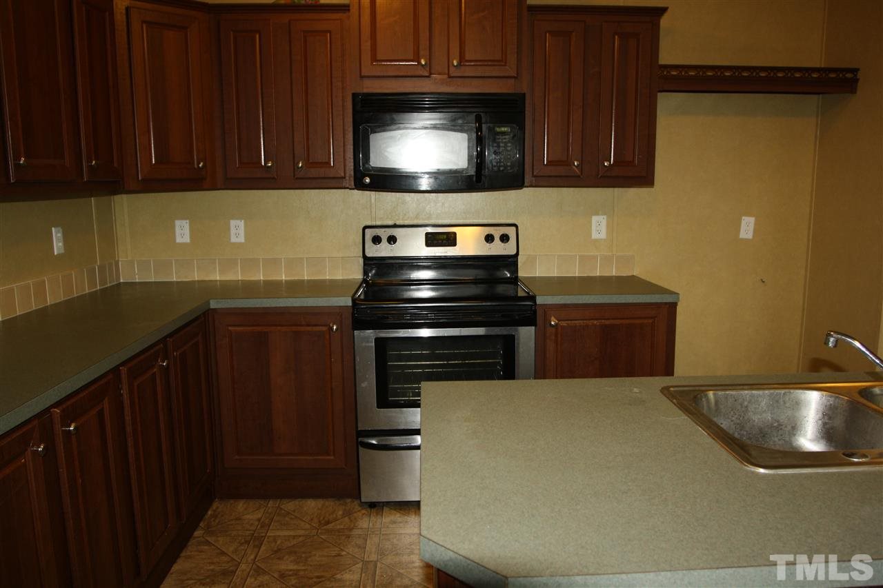 102 Rural Crossing Pikeville, NC 27863 - Photo 8 of 16 Gallery Image 8