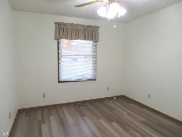 $245,000 | 212 Hamilton Street, Brownsburg, IN 46112