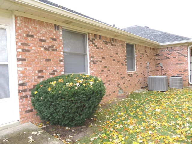 $245,000 | 212 Hamilton Street, Brownsburg, IN 46112