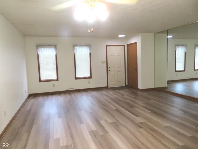 $245,000 | 212 Hamilton Street, Brownsburg, IN 46112